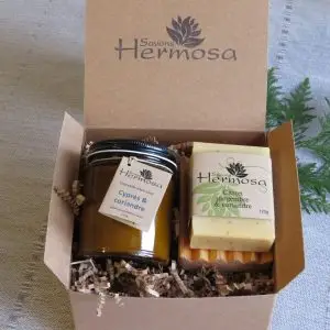 Savons Hermosa - Coffret Hermosa Savon, bougie et porte-savon bois de cèdre